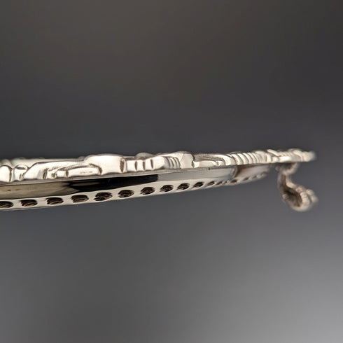 1903年 英国アンティーク 純銀製サルヴァ トレイ 直径32cm 824g GOLDSMITHS & SILVERSMITHS